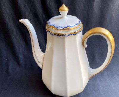 Limoges, Raynaud&Co Coffee set "White, Blue and Gold"