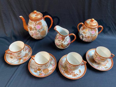 Coffee service "Quails in flowers"