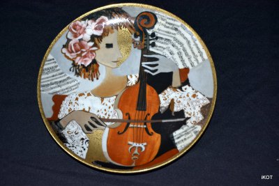 Тарелка N 1638B «Девушка с альтом» «Fröhliche Musikanten»