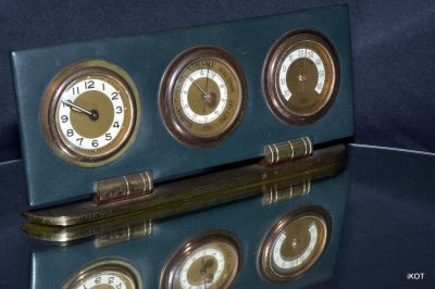 Винтажные настольные часы-термометр-барометр